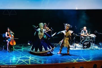 מופעה Evolution – שלישיית Frisson Trio ותיאטרון מחול Emotions (12:30)
